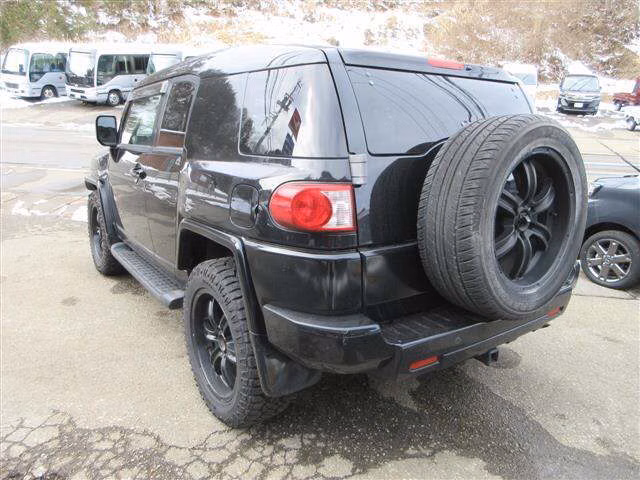 TOYOTA FJ CRUISER