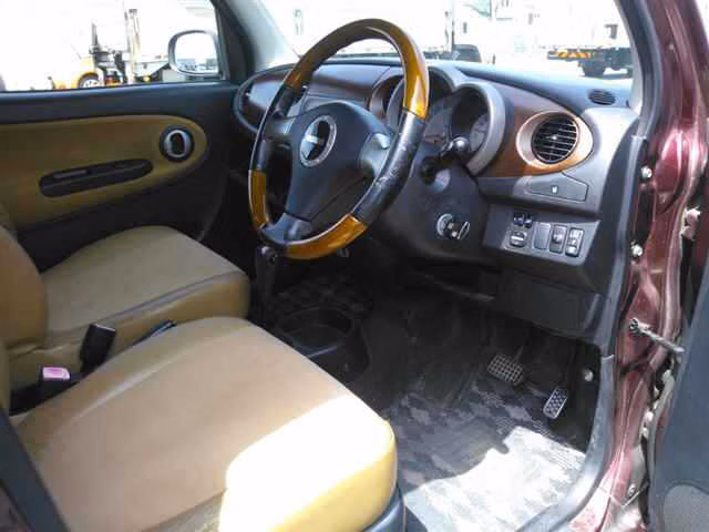 DAIHATSU MIRA GINO
