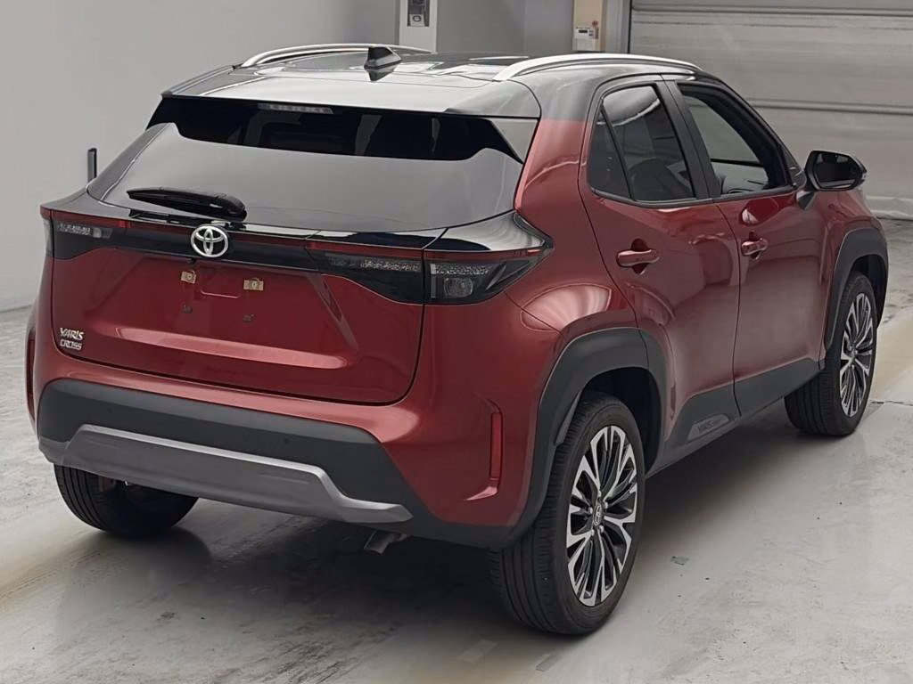 TOYOTA YARIS CROSS