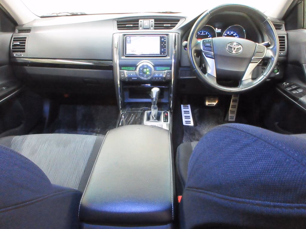 TOYOTA MARK X