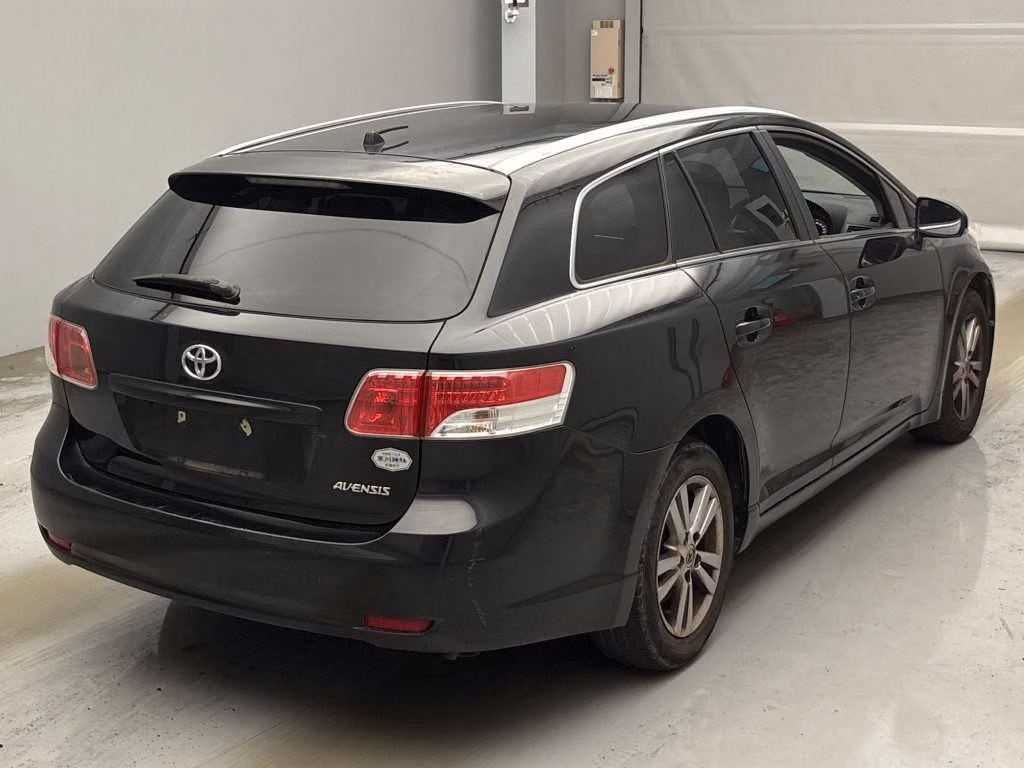 TOYOTA AVENSIS