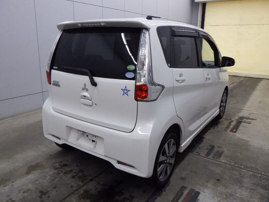 MITSUBISHI EK CUSTOM