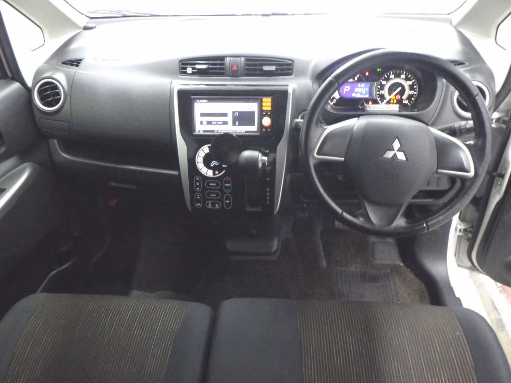 MITSUBISHI EK CUSTOM