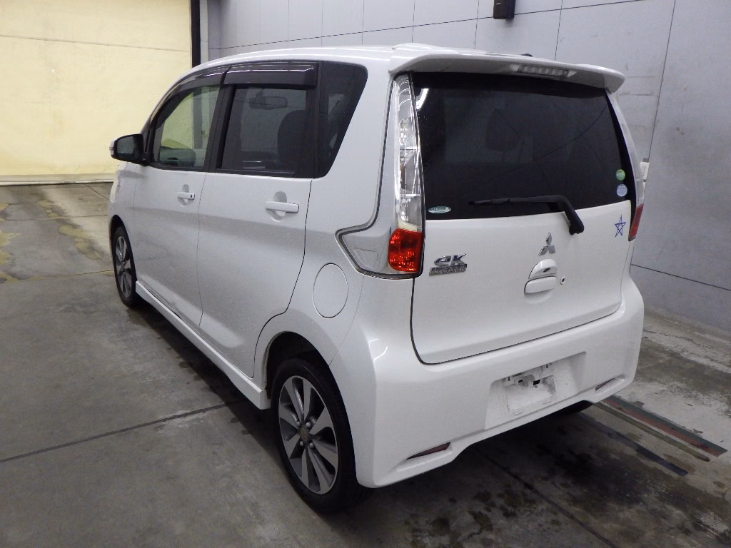 MITSUBISHI EK CUSTOM