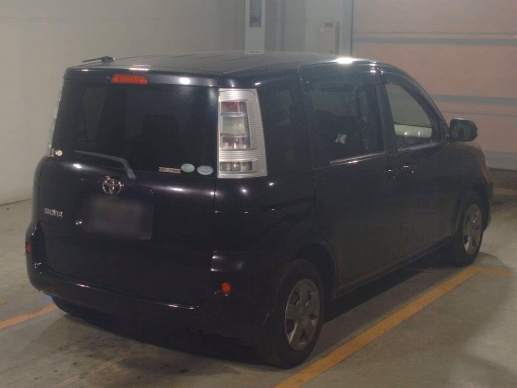 TOYOTA SIENTA