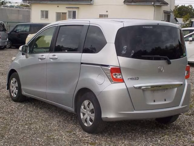 HONDA FREED