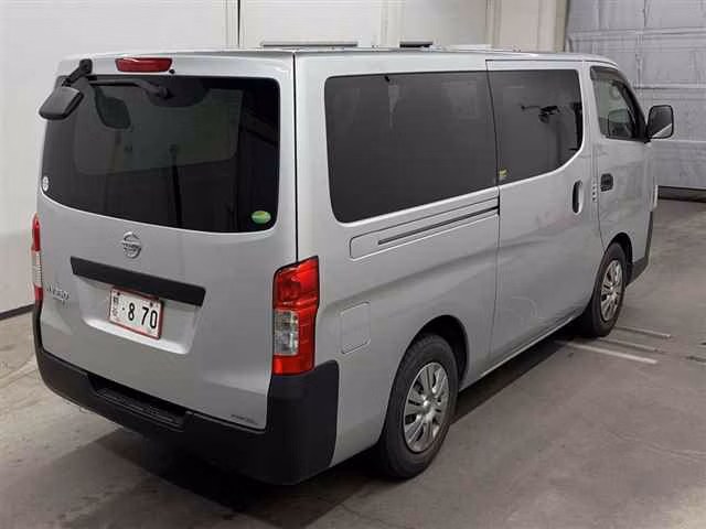 NISSAN NV350 CARAVAN