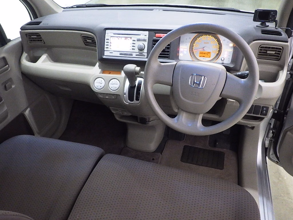 HONDA LIFE