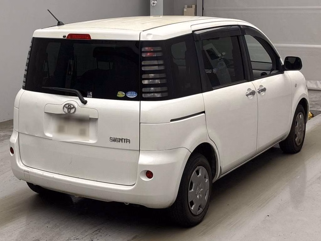TOYOTA SIENTA