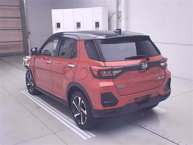 DAIHATSU ROCKY