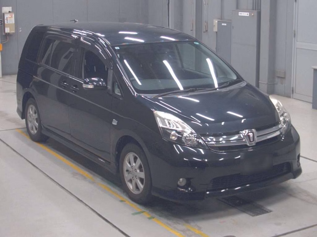 TOYOTA ISIS