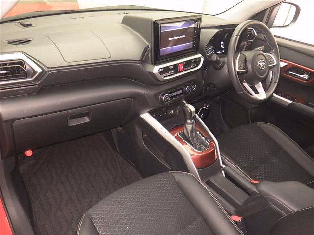 DAIHATSU ROCKY