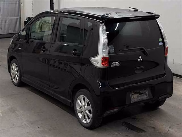 MITSUBISHI EK CUSTOM