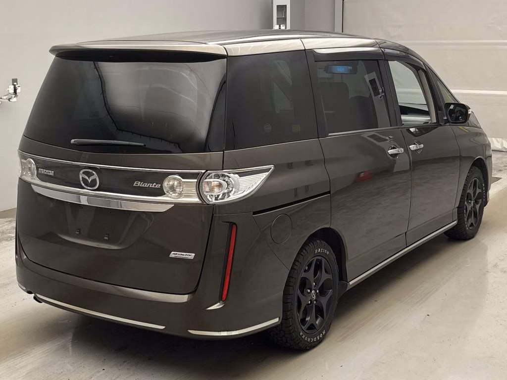 MAZDA BIANTE