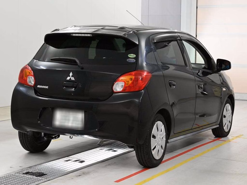 MITSUBISHI MIRAGE