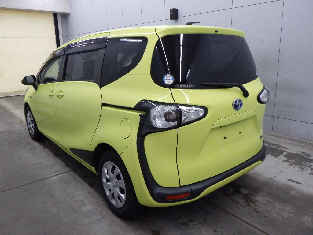 TOYOTA SIENTA