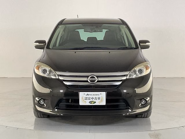 NISSAN LAFESTA