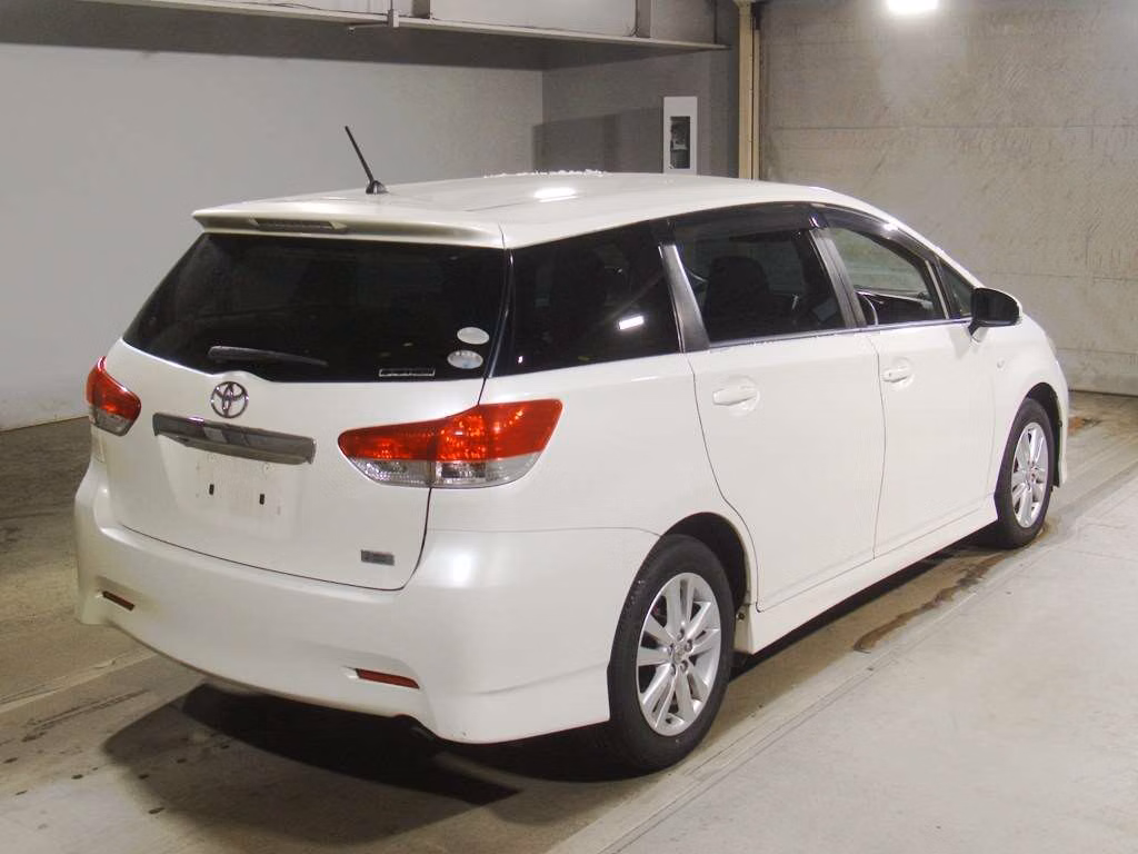 TOYOTA WISH