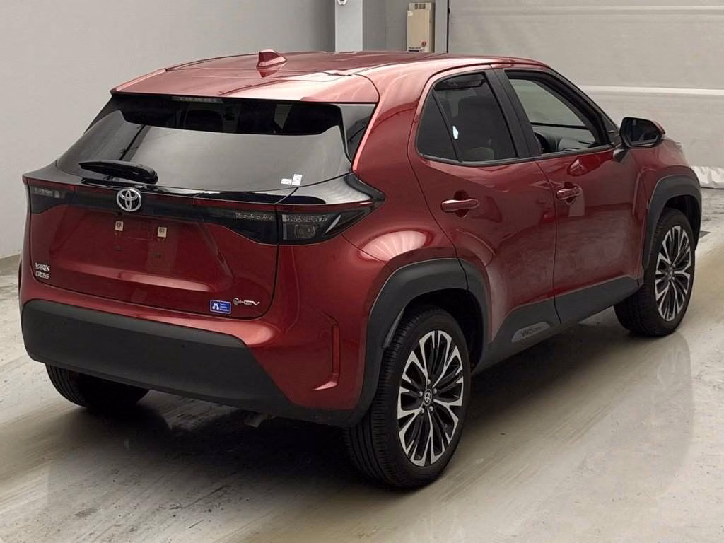 TOYOTA YARIS CROSS
