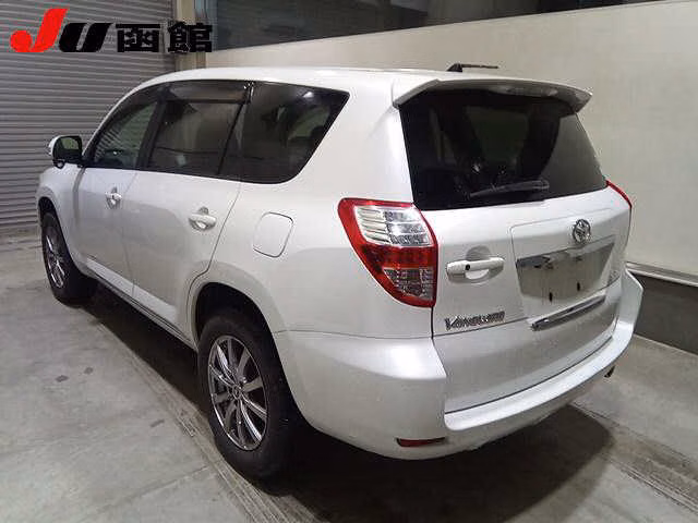 TOYOTA VANGUARD
