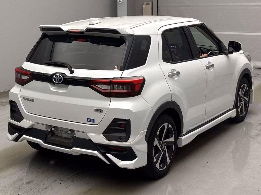 TOYOTA RAIZE