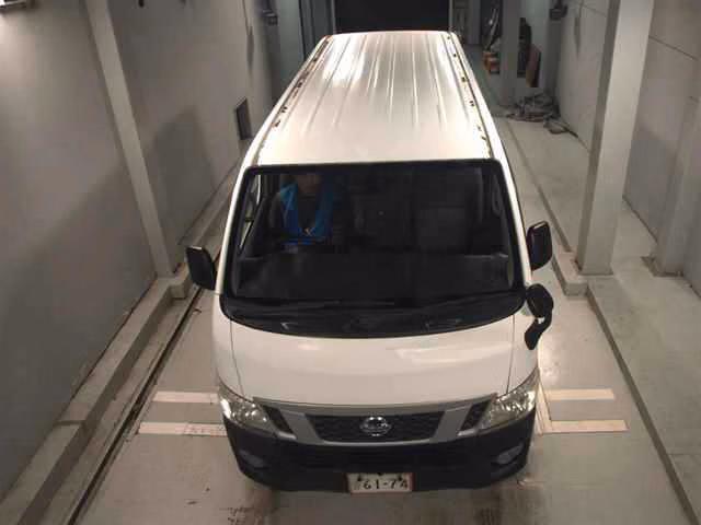NISSAN NV350 CARAVAN