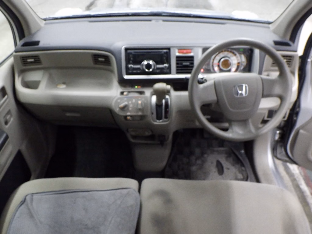 HONDA LIFE