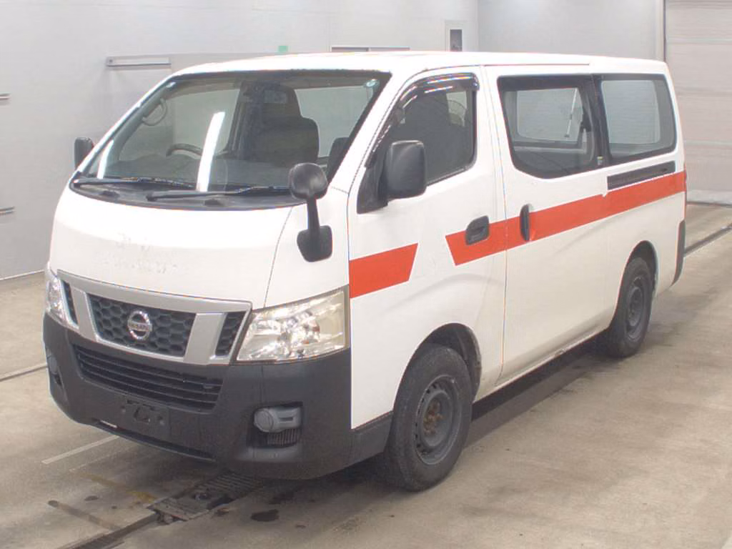 NISSAN NV350 CARAVAN