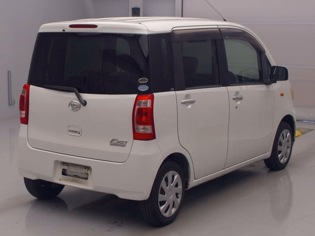DAIHATSU TANTO EXE
