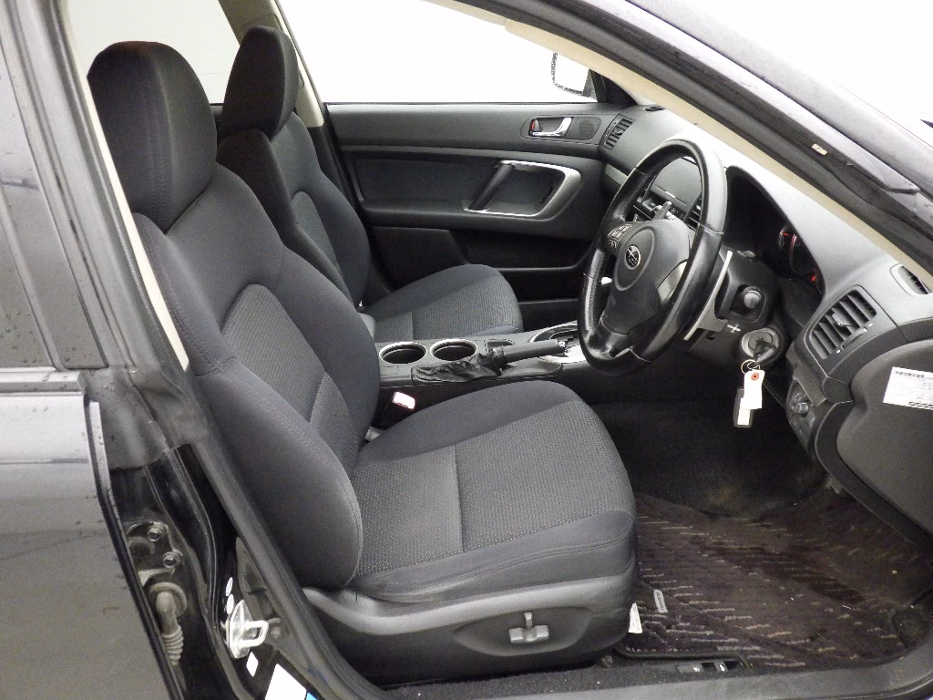 SUBARU LEGACY B4