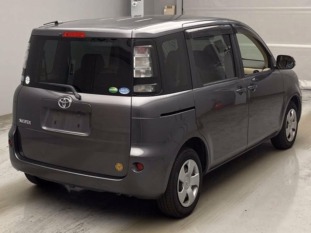 TOYOTA SIENTA