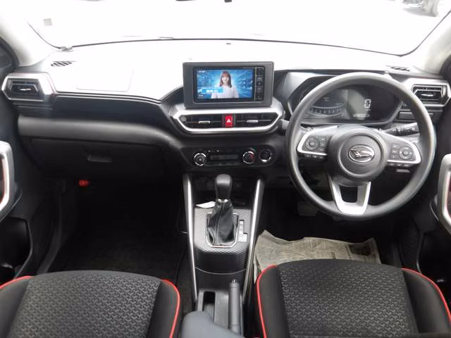 DAIHATSU ROCKY