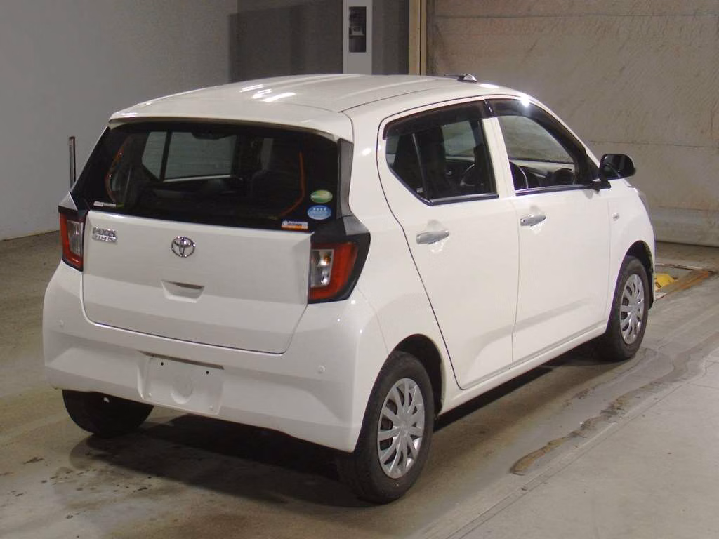 TOYOTA PIXIS EPOCH