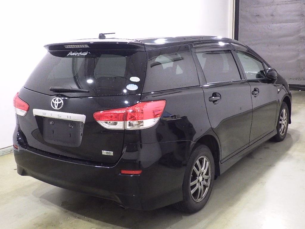 TOYOTA WISH