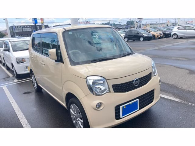 NISSAN MOCO