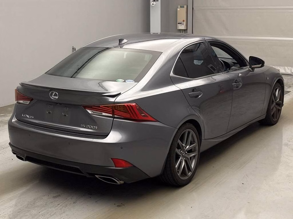 LEXUS IS300