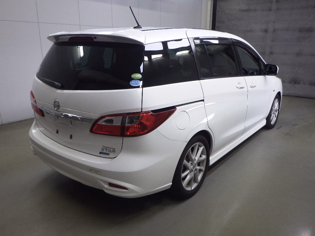 NISSAN LAFESTA