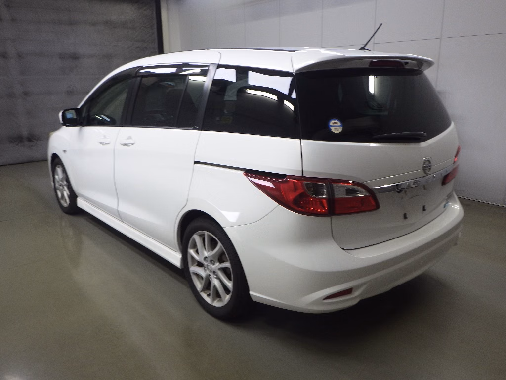NISSAN LAFESTA