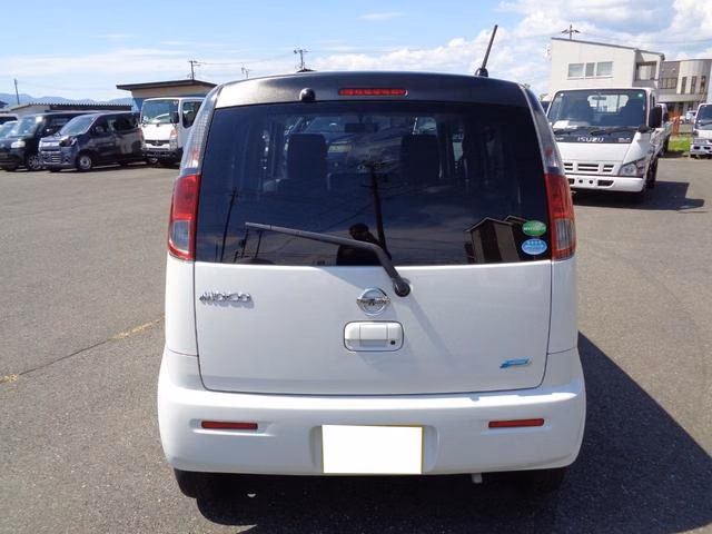 NISSAN MOCO