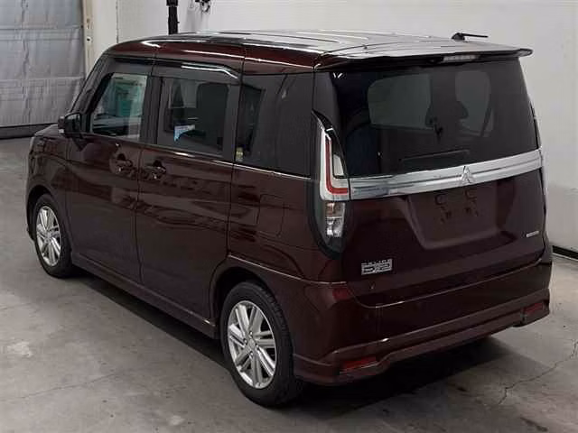 MITSUBISHI DELICA D:2