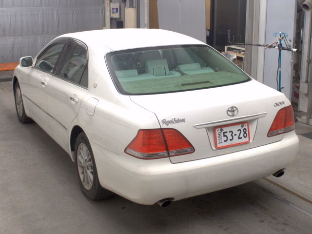 TOYOTA CROWN