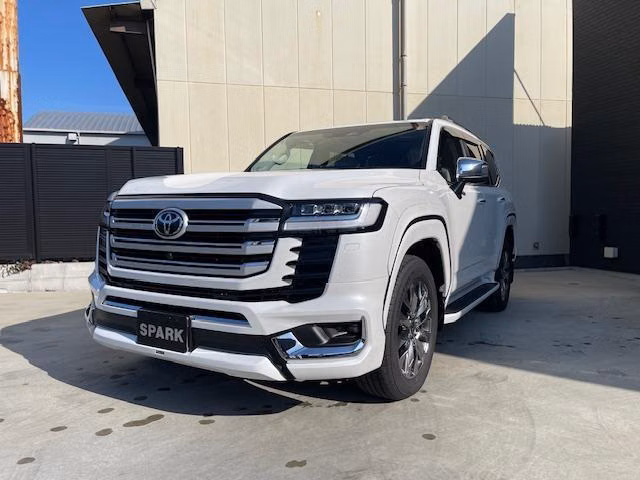 TOYOTA LAND CRUISER