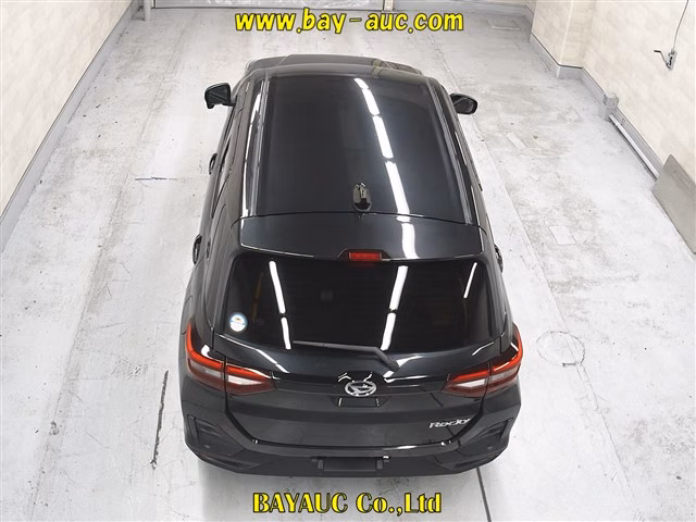 DAIHATSU ROCKY