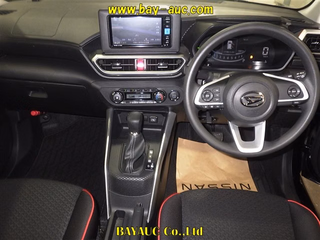 DAIHATSU ROCKY