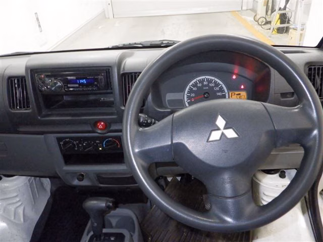 MITSUBISHI MINICAB