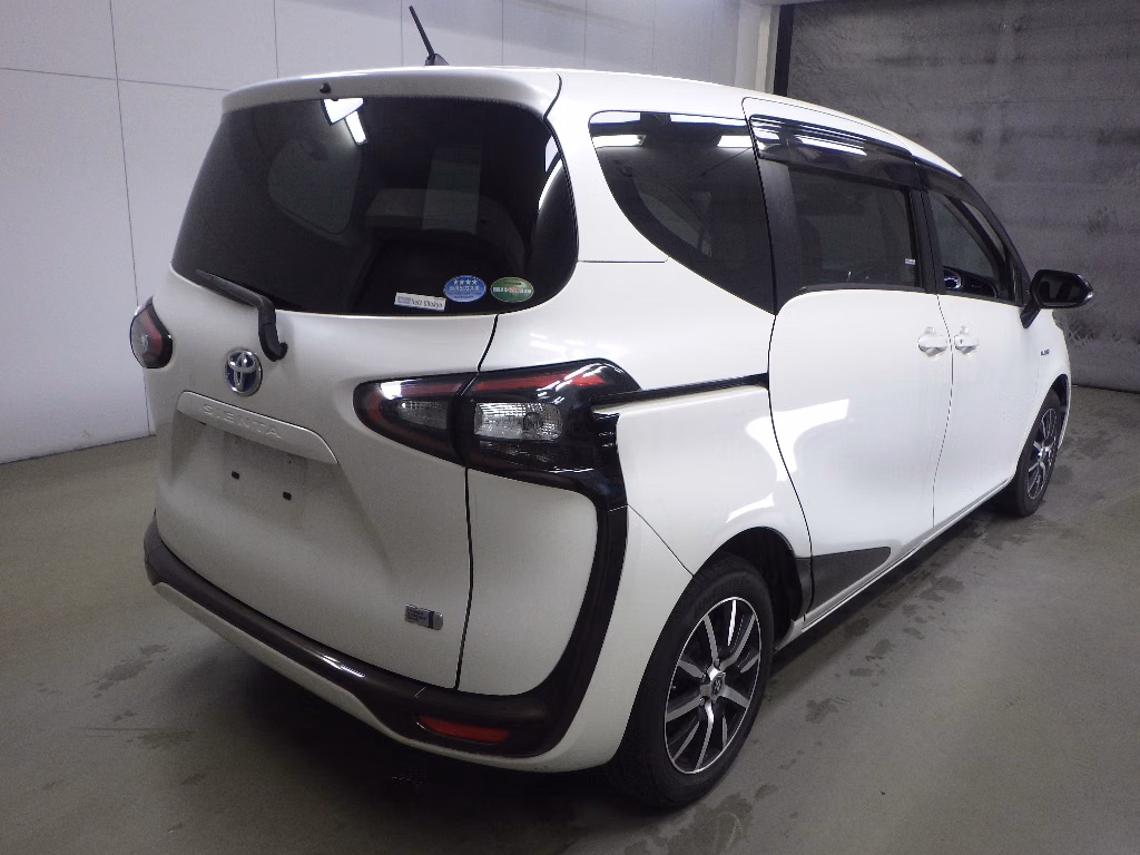 TOYOTA SIENTA