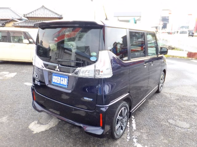 MITSUBISHI DELICA D:2
