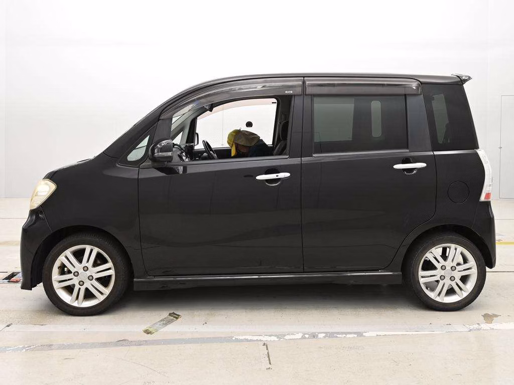 DAIHATSU TANTO EXE