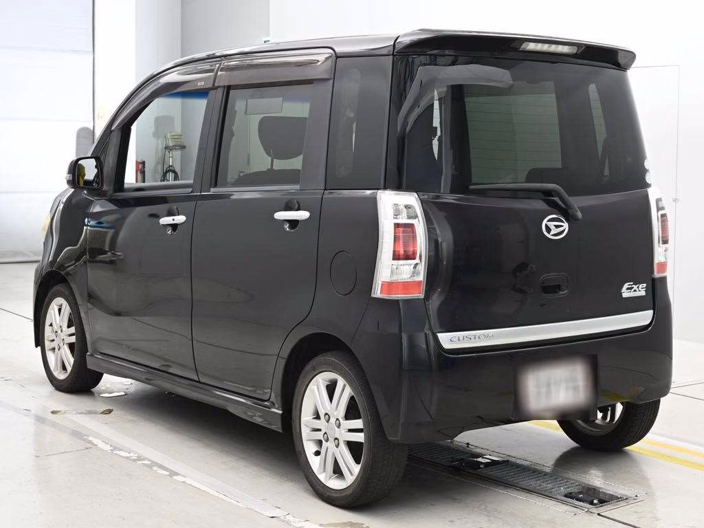 DAIHATSU TANTO EXE