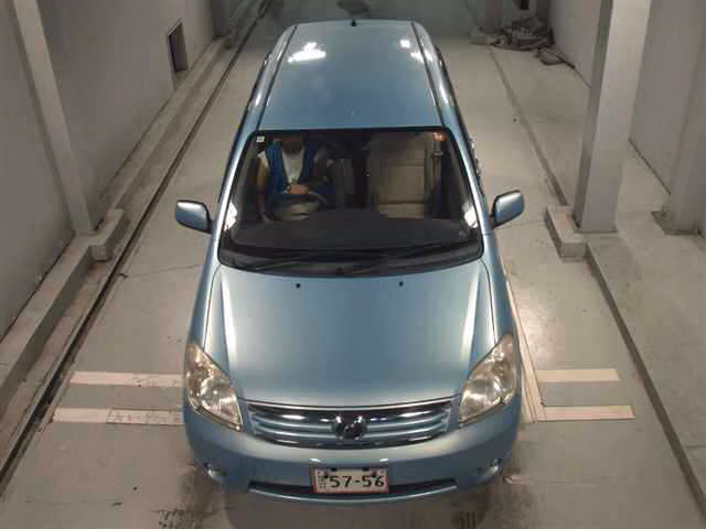 TOYOTA RAUM